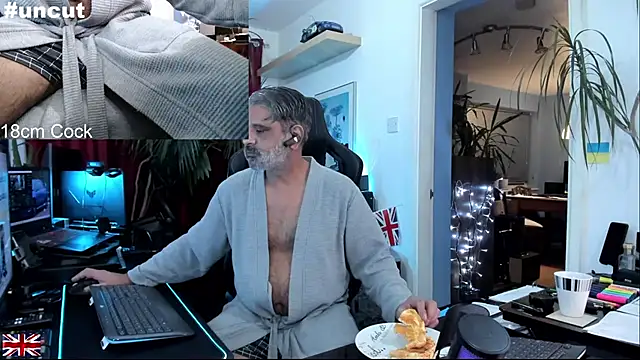 OnlineBossUK online show from November 6, 2025, 5:25 pm