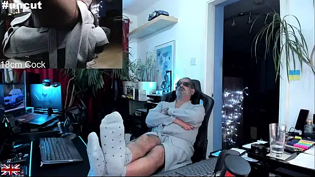 OnlineBossUK online show from November 7, 2025, 5:29 am