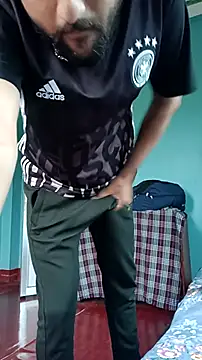 Snapshot of veeru__6969 chatting on October 28, 2025, 8:18 am veeru  6969 online show from October 28, 2025, 8:18 am