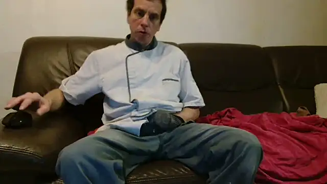 cloupefun online show from December 15, 2025, 7:23 am