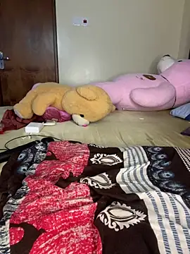 bigbooobs3 online show from April 2, 2026, 6:44 am