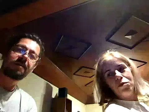 Snapshot of coolkasal chatting on April 22, 2026, 8:54 pm coolkasal online show from April 22, 2026, 8:54 pm