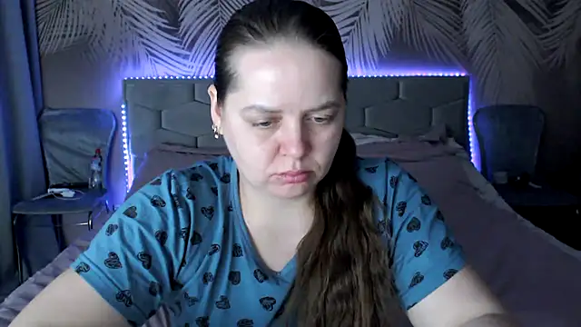 Snapshot of uliastar chatting on February 23, 2026, 7:17 am uliastar online show from February 23, 2026, 7:17 am