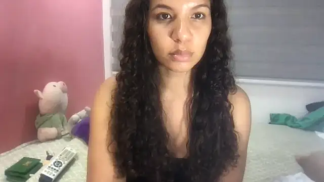 gatubelahot online show from September 24, 2025, 11:52 pm