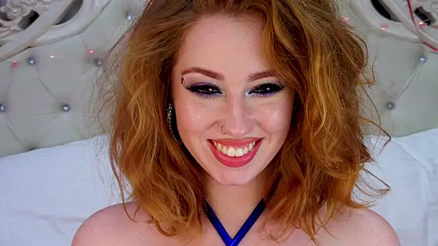 TinaBrook online show from February 5, 2025, 7:39 am