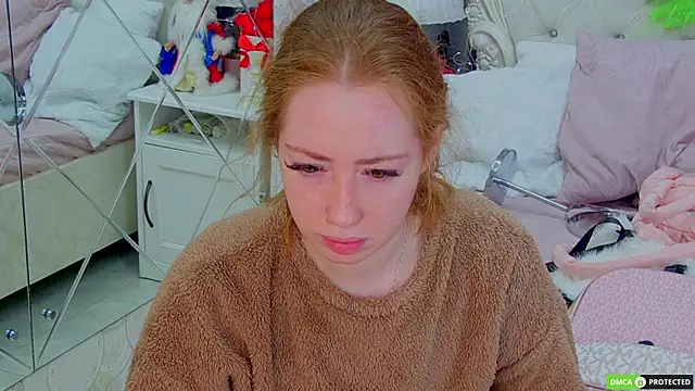 TinaBrook online show from January 13, 2026, 4:07 am