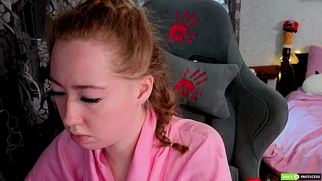 Snapshot of TinaBrook chatting on February 11, 2026, 4:39 am TinaBrook online show from February 11, 2026, 4:39 am