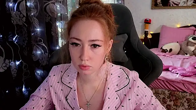 Snapshot of TinaBrook chatting on February 13, 2026, 5:36 am TinaBrook online show from February 13, 2026, 5:36 am