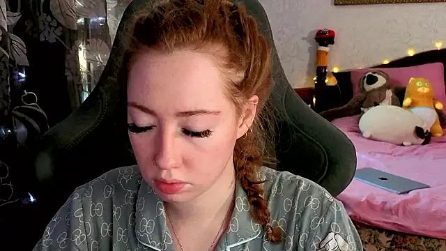 Snapshot of TinaBrook chatting on February 20, 2026, 4:31 am TinaBrook online show from February 20, 2026, 4:31 am