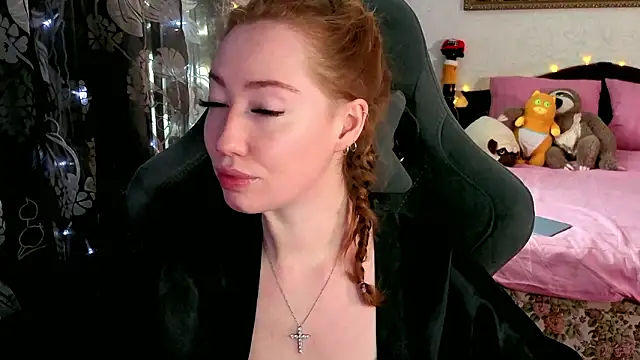 Snapshot of TinaBrook chatting on February 26, 2026, 4:44 am TinaBrook online show from February 26, 2026, 4:44 am