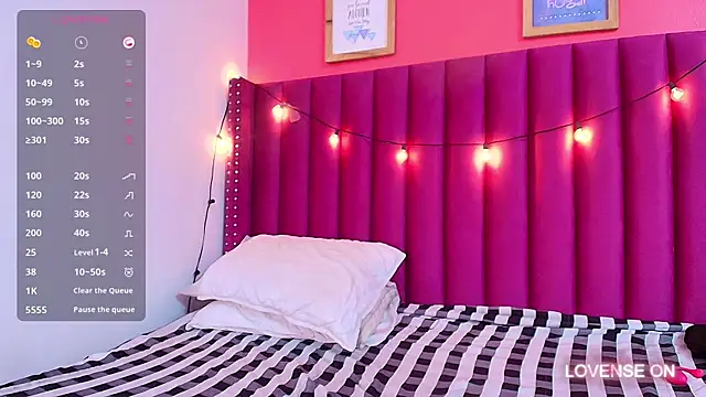 Snapshot of kinkylittlegirll chatting on December 17, 2024, 6:02 am kinkylittlegirll online show from December 17, 2024, 6:02 am