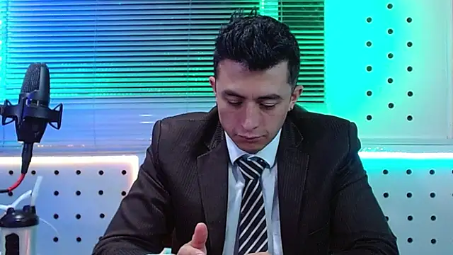 Darko0717 online show from May 12, 2026, 10:34 am