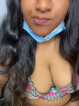 Snapshot of Black_Beauty997 chatting on July 22, 2026, 2:47 am Black Beauty997 online show from July 22, 2026, 2:47 am