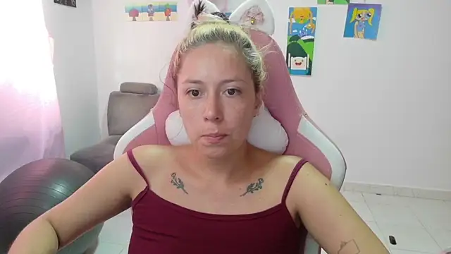 MommyMiaWs online show from March 26, 2026, 3:39 pm