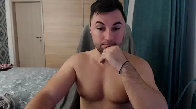 Snapshot of HankMalone chatting on January 5, 2025, 7:28 pm HankMalone online show from January 5, 2025, 7:28 pm
