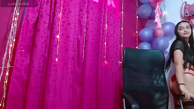 monica little23 online show from March 2, 2025, 5:47 pm