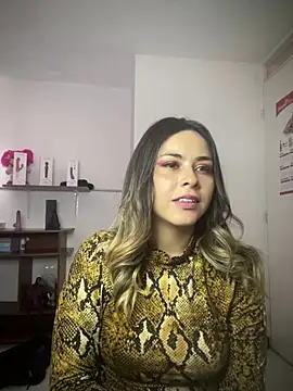 Snapshot of pamelao chatting on February 11, 2025, 4:24 pm pamelao online show from February 11, 2025, 4:24 pm