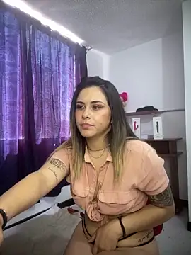 Snapshot of pamelao chatting on February 17, 2025, 2:15 pm pamelao online show from February 17, 2025, 2:15 pm