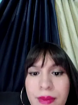 Snapshot of EmiTranny chatting on January 24, 2025, 12:09 am EmiTranny online show from January 24, 2025, 12:09 am