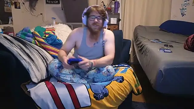 Snapshot of LovelyGreekDick6 chatting on November 4, 2025, 11:53 am LovelyGreekDick6 online show from November 4, 2025, 11:53 am