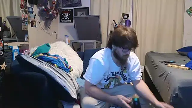 Snapshot of LovelyGreekDick6 chatting on November 5, 2025, 2:22 am LovelyGreekDick6 online show from November 5, 2025, 2:22 am