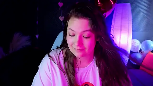 DjennaPalme online show from February 18, 2025, 3:21 am