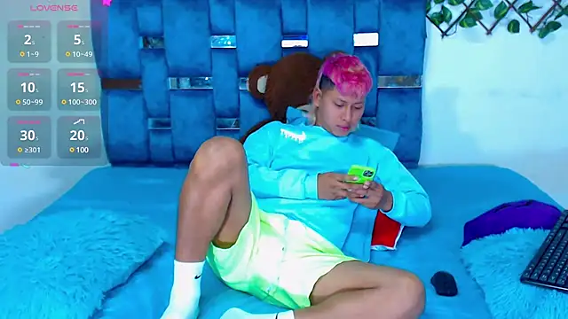 Hakim prettynigg online show from January 5, 2025, 6:24 pm