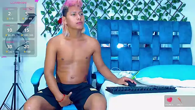 Hakim prettynigg online show from January 17, 2025, 3:00 pm