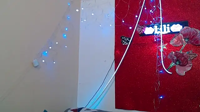 liliimilf online show from March 15, 2026, 3:23 am