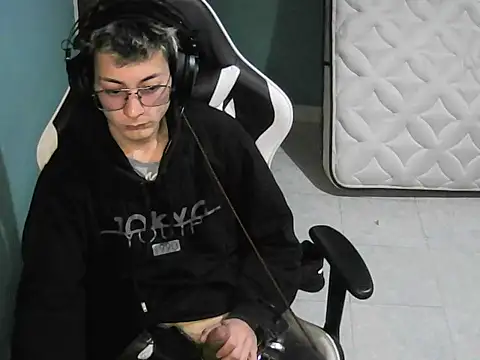 Snapshot of Jughead_16 chatting on October 5, 2025, 11:57 pm Jughead 16 online show from October 5, 2025, 11:57 pm