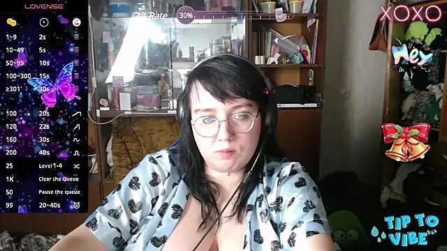 Snapshot of LeonaHarrison chatting on December 13, 2024, 10:45 pm LeonaHarrison online show from December 13, 2024, 10:45 pm
