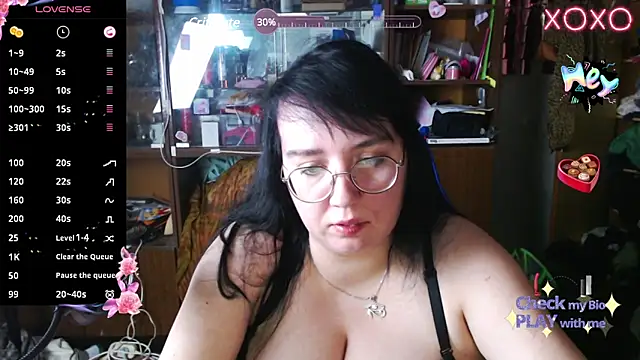 Snapshot of LeonaHarrison chatting on March 10, 2025, 5:11 am LeonaHarrison online show from March 10, 2025, 5:11 am