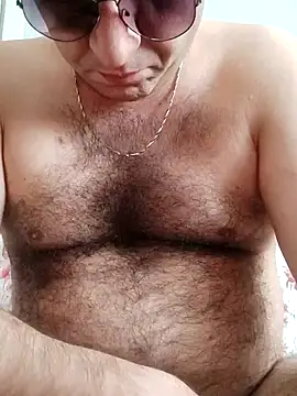 Snapshot of fraud705 chatting on October 9, 2025, 1:20 pm fraud705 online show from October 9, 2025, 1:20 pm