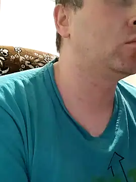 Snapshot of tores992 chatting on January 28, 2025, 8:47 pm tores992 online show from January 28, 2025, 8:47 pm