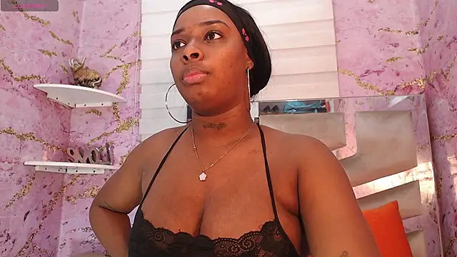 EBONNYGODDESXXX online show from February 6, 2025, 12:16 pm