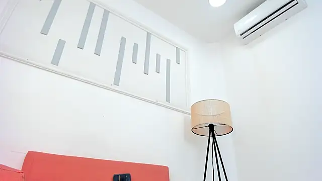 veronica salas online show from March 13, 2026, 1:34 am