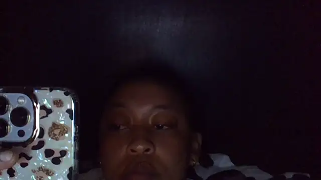 Pretty-diva online show from March 5, 2026, 1:29 pm