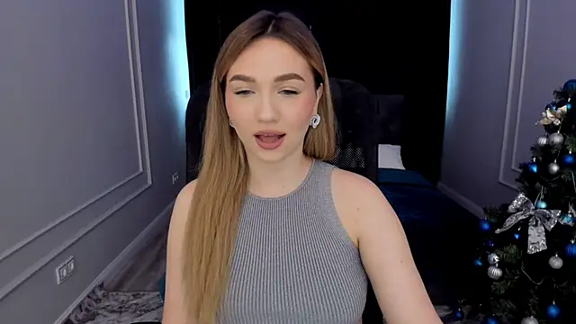 Snapshot of GracefulLook chatting on December 30, 2024, 12:31 pm GracefulLook online show from December 30, 2024, 12:31 pm