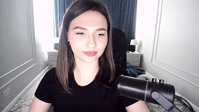 Snapshot of GracefulLook chatting on January 31, 2025, 10:31 am GracefulLook online show from January 31, 2025, 10:31 am