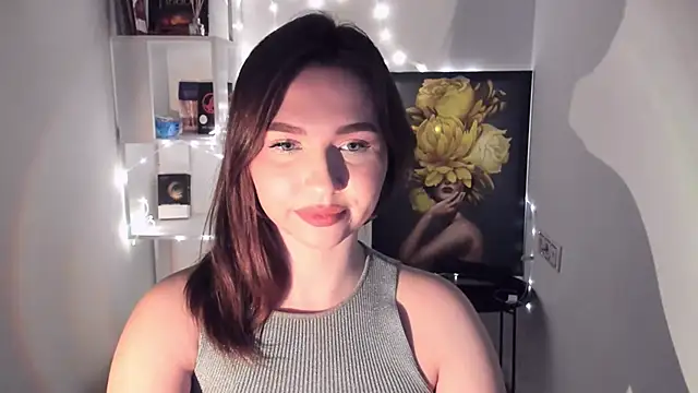 Snapshot of GracefulLook chatting on February 5, 2025, 9:25 am GracefulLook online show from February 5, 2025, 9:25 am