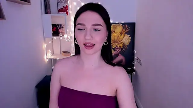 Snapshot of GracefulLook chatting on March 7, 2025, 6:24 am GracefulLook online show from March 7, 2025, 6:24 am