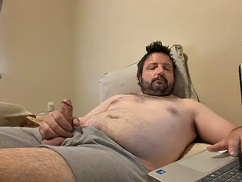Snapshot of sexydadbod1 chatting on July 18, 2026, 4:44 pm sexydadbod1 online show from July 18, 2026, 4:44 pm