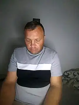 Snapshot of Bury0117 chatting on September 30, 2025, 11:43 pm Bury0117 online show from September 30, 2025, 11:43 pm