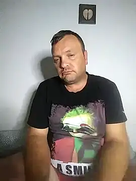 Snapshot of Bury0117 chatting on October 8, 2025, 7:00 pm Bury0117 online show from October 8, 2025, 7:00 pm