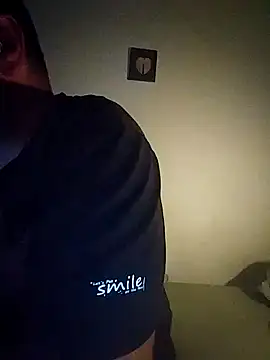 Snapshot of Bury0117 chatting on October 26, 2025, 10:47 pm Bury0117 online show from October 26, 2025, 10:47 pm