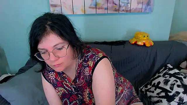 EverlyRays online show from May 16, 2026, 10:47 am