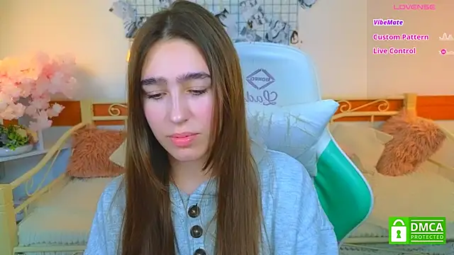  Eliizabeth  online show from March 30, 2026, 10:33 pm