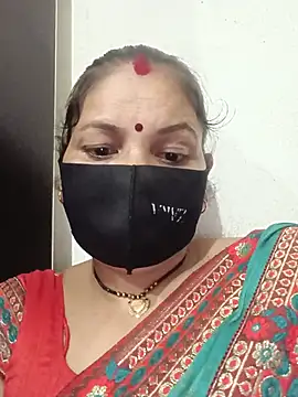 Snapshot of Riyaa-Devi chatting on July 14, 2026, 6:13 pm Riyaa-Devi online show from July 14, 2026, 6:13 pm