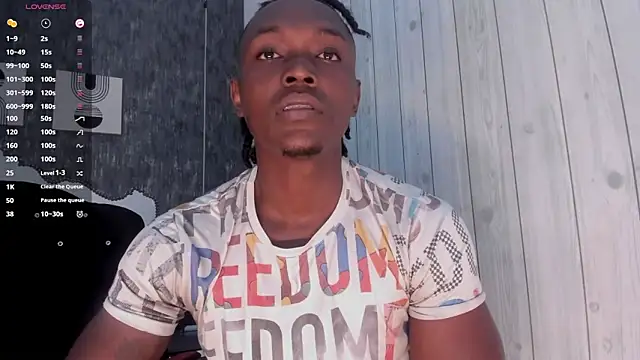 DannSmmith online show from November 12, 2025, 12:38 pm