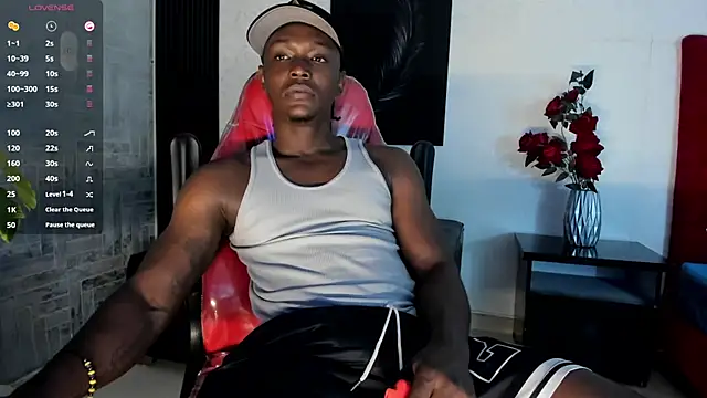 DannSmmith online show from April 8, 2026, 4:23 am